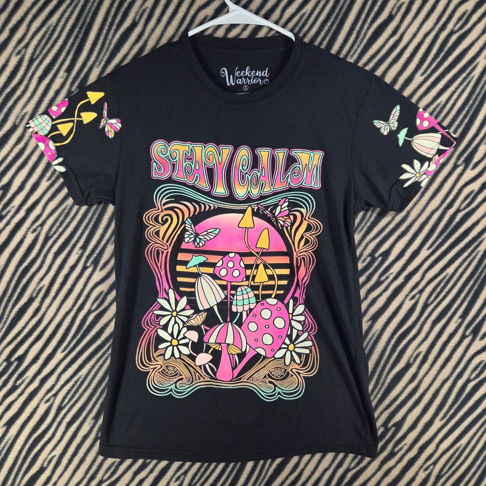 Weekend Warrior Stay Calm Mushroom Butterfly Graphic Tee Black Small